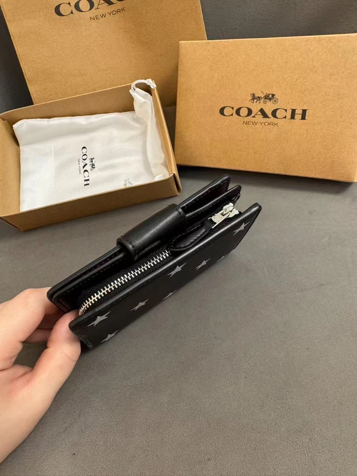 NEW COACH Medium Corner Zip Wallet With Star Print CW530 Black